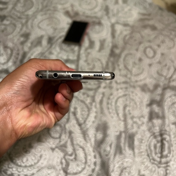 Samsung Galaxy S 10 phone - Picture 7 of 8